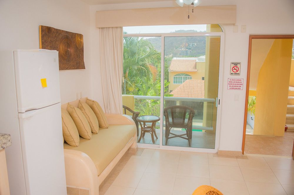 Bungalows Arena Dorada (Adults Only) Zihuatanejo Exteriör bild